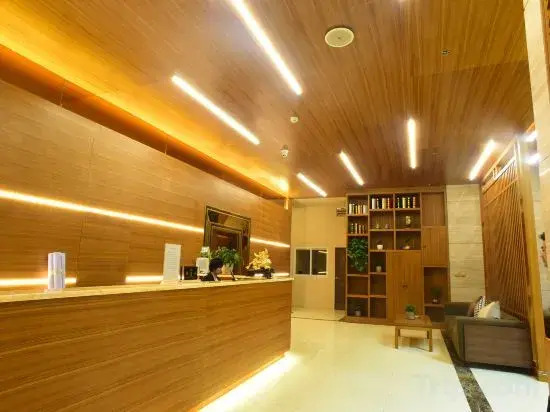 Kunming Nanyang Hotel (Xinluojiawan New Asia Sports City Subway Station)