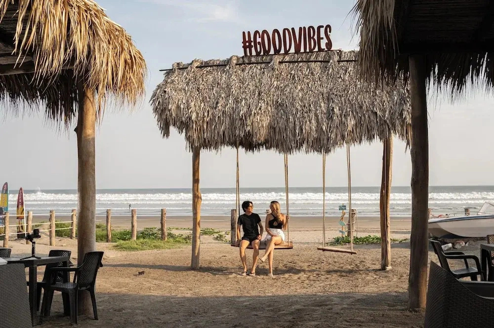 Itza BeachCluub & Bar