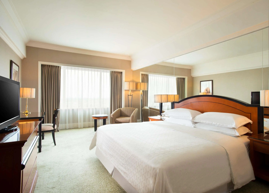 Sheraton Surabaya Hotel & Towers