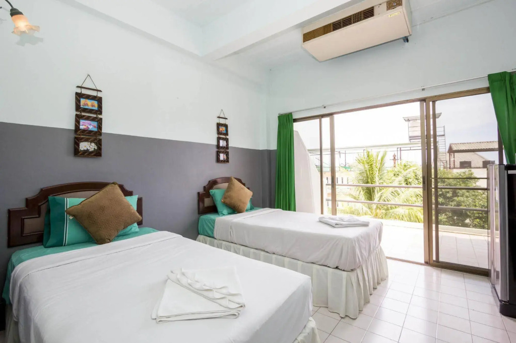 Baan Lukkan Hostel