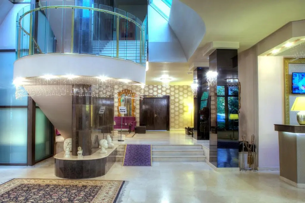 Hotel Dumbrava