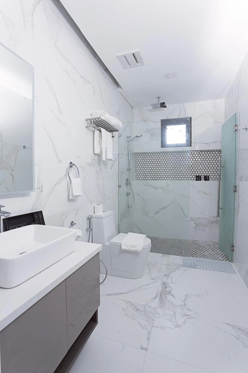 Stonehill Suites
