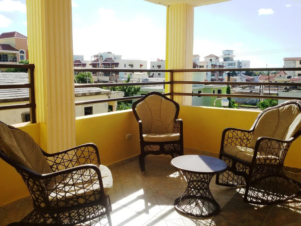 Modern 2BR Apartment Terrace Near Airport - Santo Domingo Este