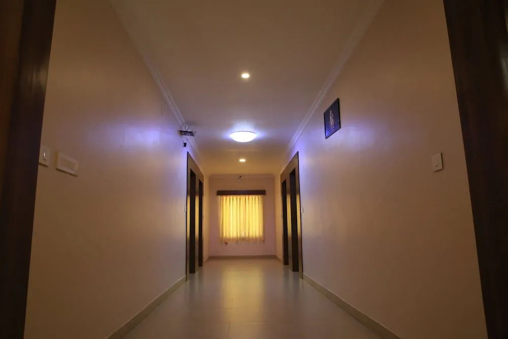 Hotel Kumud Plaza