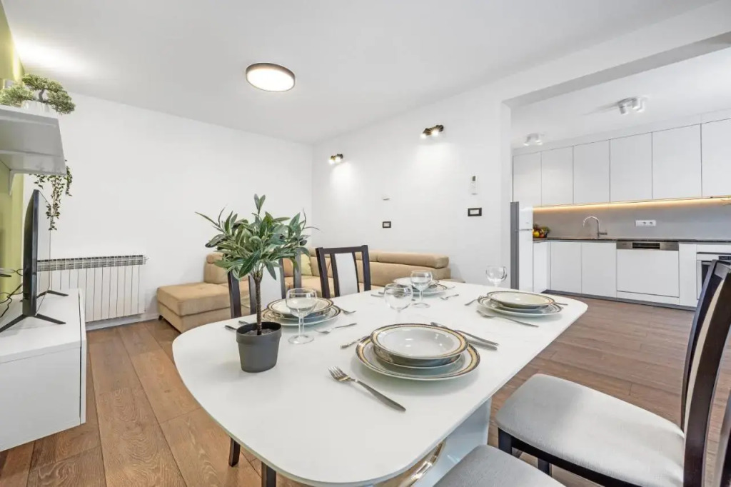 Apartment Delton