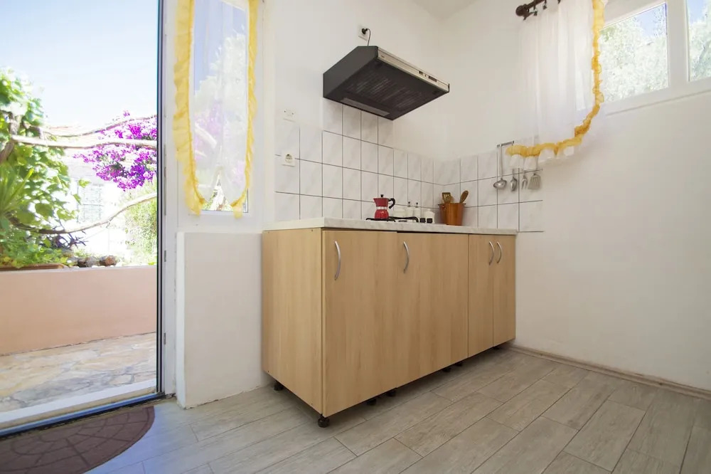 Seafront Apartment Dana