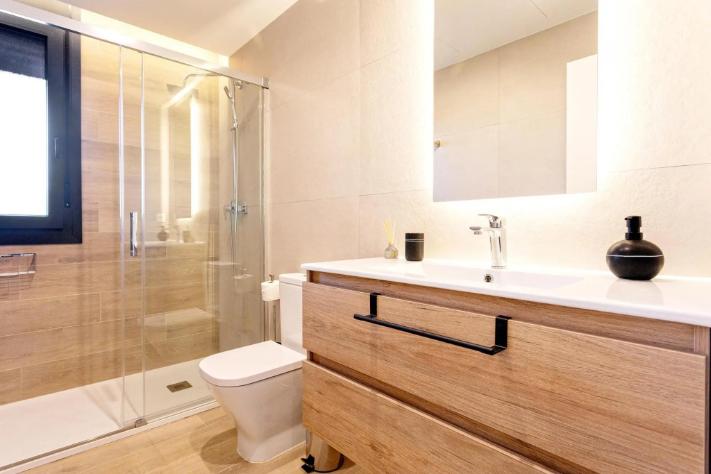 Modern 1BD Apartment With Terrace Pool and Parking Arruzafa V