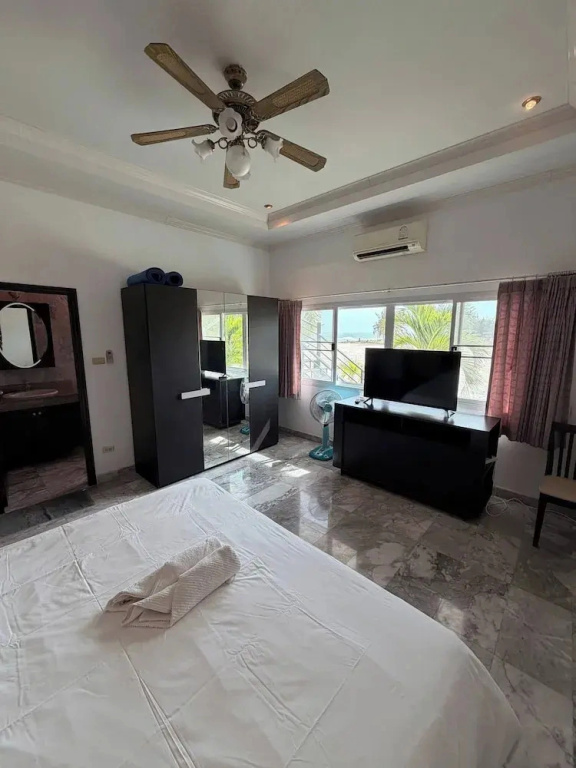 Surin Dreambeach View 4