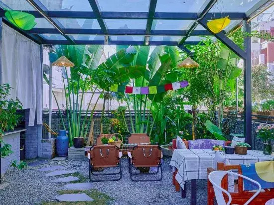 Linlan Xiaozhu Homestay (Xishuangbanna Jinghong Gaozhuang Xishuangjing Star Night Market)