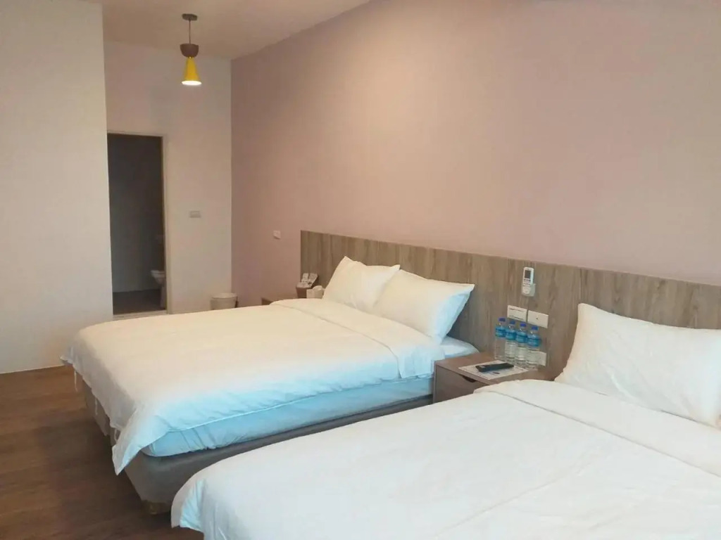 Next door of No 7 Youheng B&B