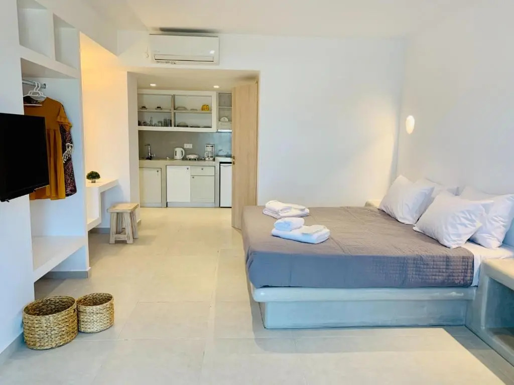 Crystal Dream Paros
