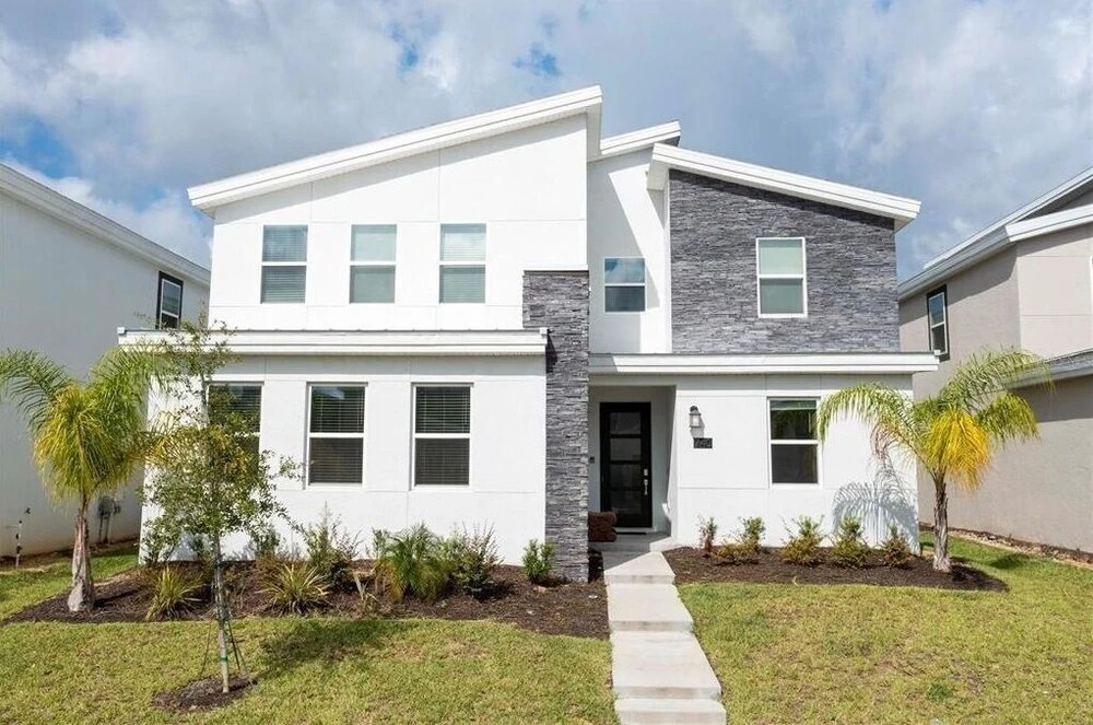 Family Fun 6-Bedroom Villa near Disney with Private Pool