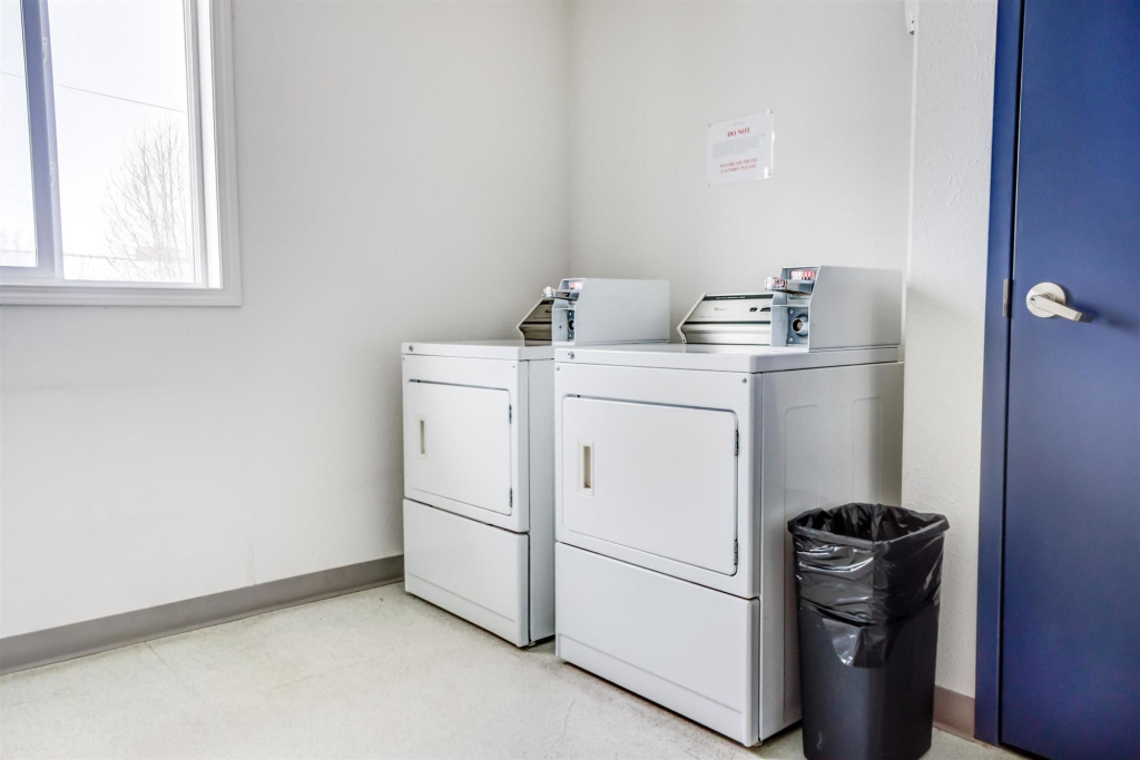Motel 6-Red Deer, AB