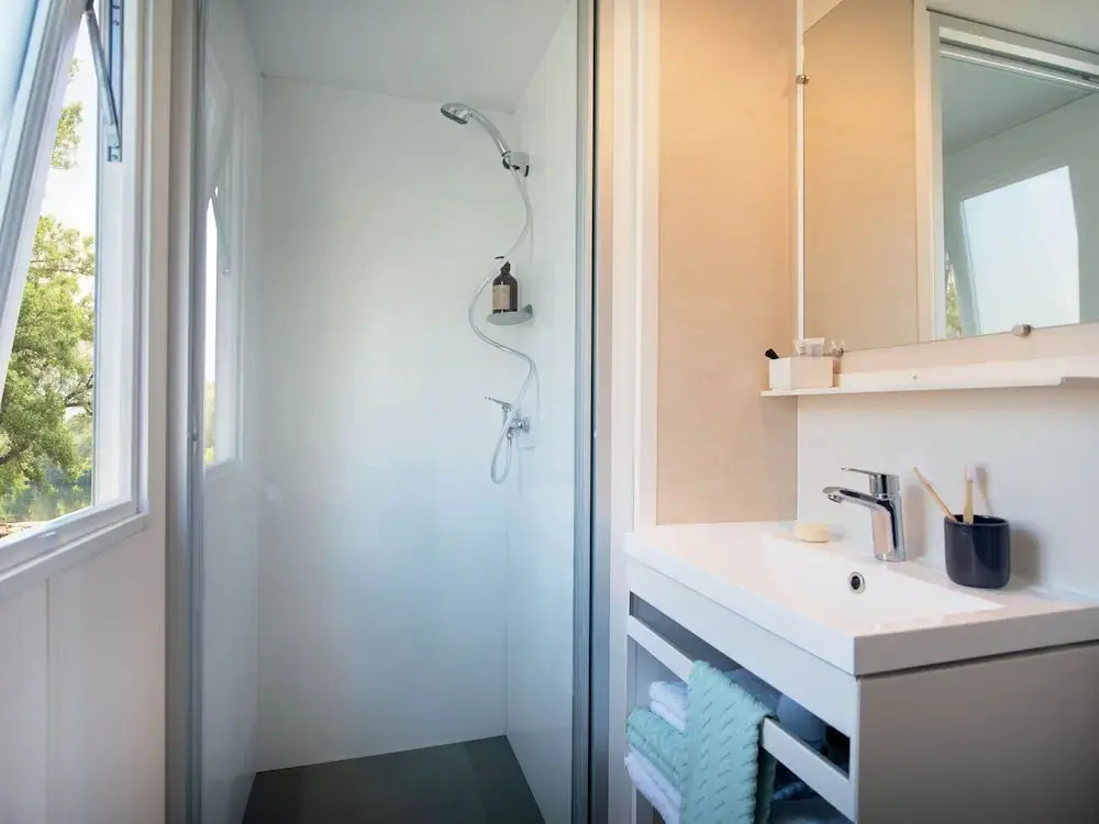 Comfortable Chalet With Microwave, on a Holiday Park 1 km. From the Beach