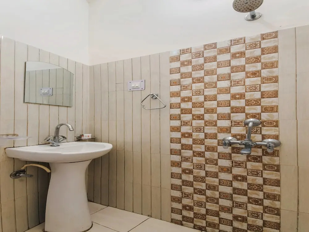 OYO 24635 Hotel Rudransh
