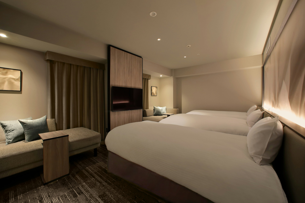 ORIENTAL HOTEL UNIVERSAL CITY