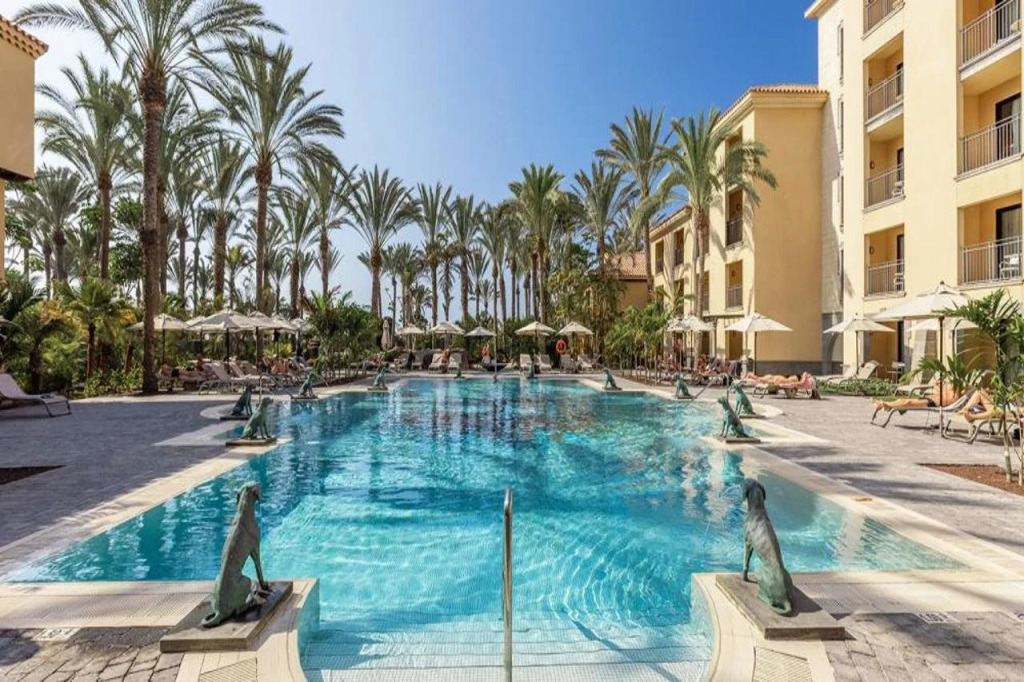 Unique Club at Lopesan Costa Meloneras Resort