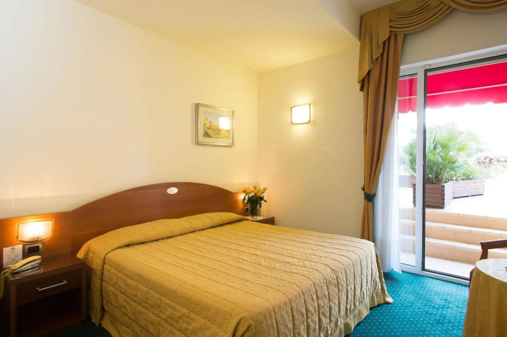 Hotel Capri