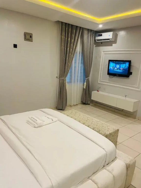 Sweet Home Hotel and Apartments