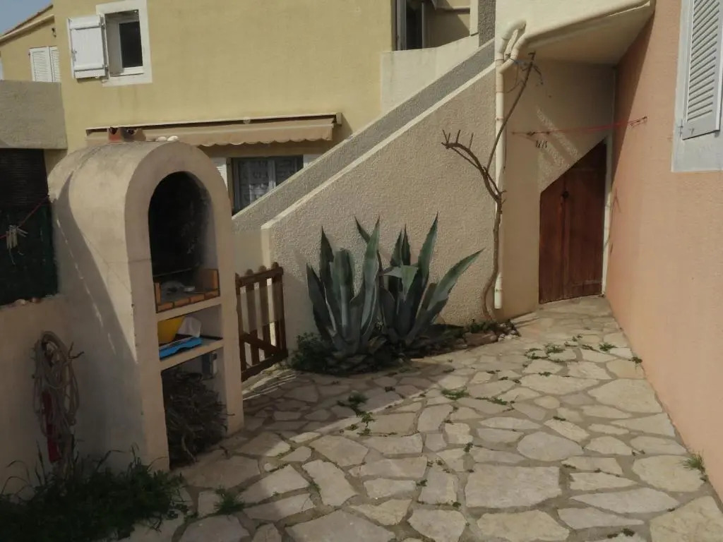 Appartement Sète, 2 pièces, 6 personnes - FR-1-338-411
