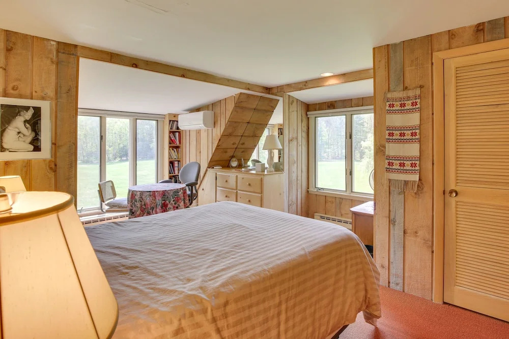 Serene Salisbury Rental Home on 26 Acres w/ Deck!