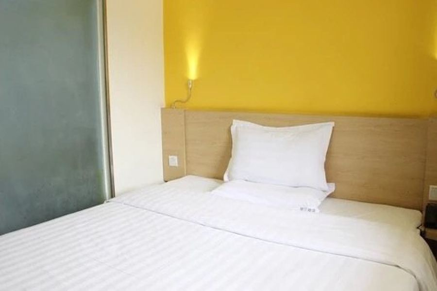 7 Days Inn (Chengdu Jinhuawanda Jiuyanqiao Branch)