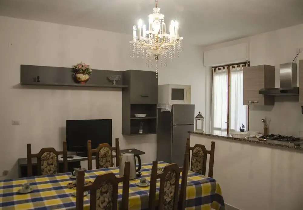 Three Room Apartment 250 Meters From the sea Mormora