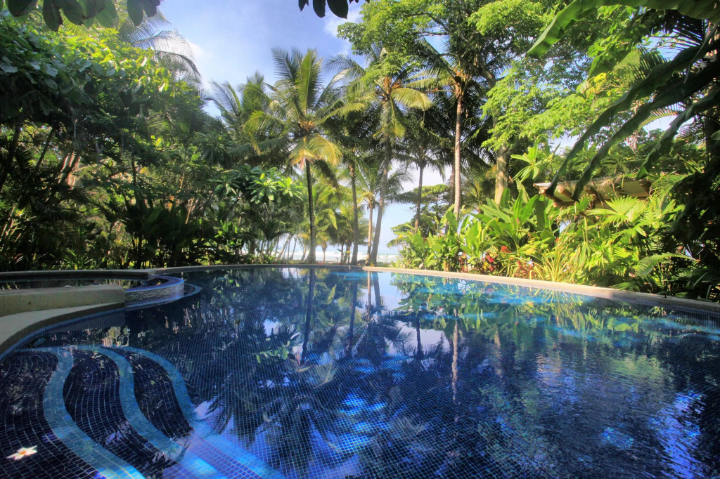 Hotel Tropico Latino