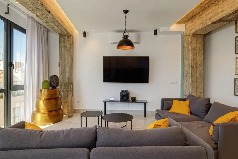 Luxury Apartments In Málaga by Seric