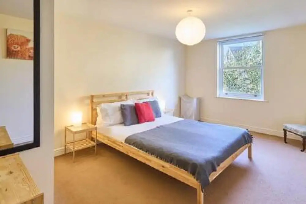 Host Stay Bingley Court
