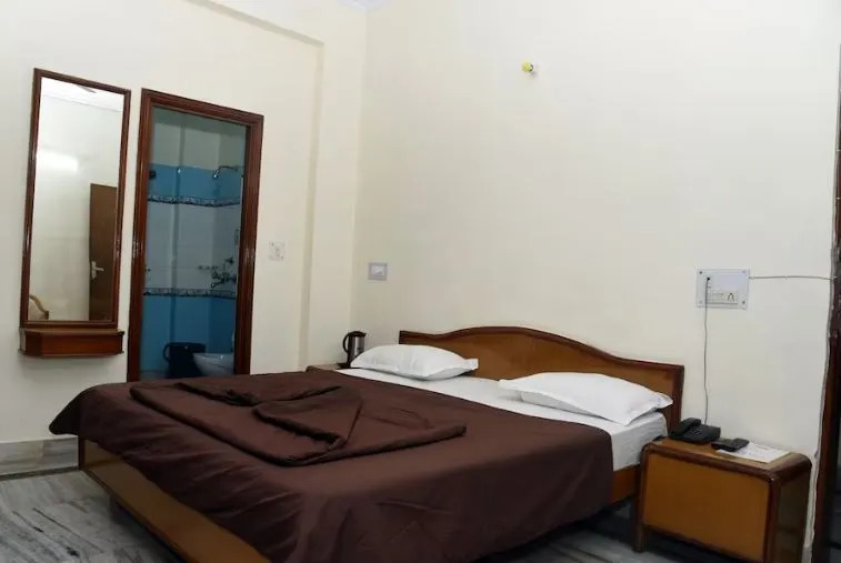 Hotel Wonder Hills,Har ki Pauri Road Haridwar