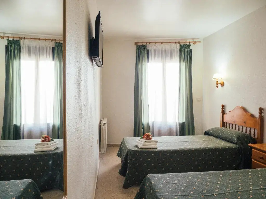 HOTEL VALMAR