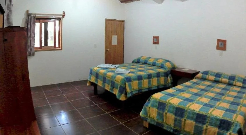 Hotel Cabañas Safari
