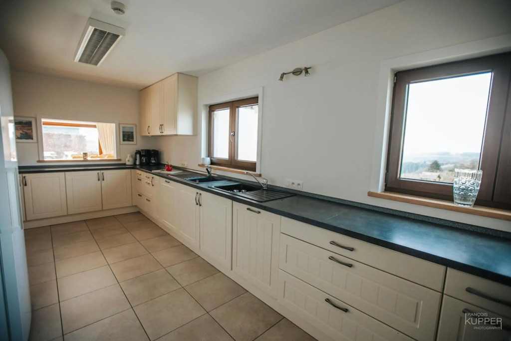 L'Aurore des Hautes Fagnes 30 pers- Malmedy, vue exceptionnelle, wellness