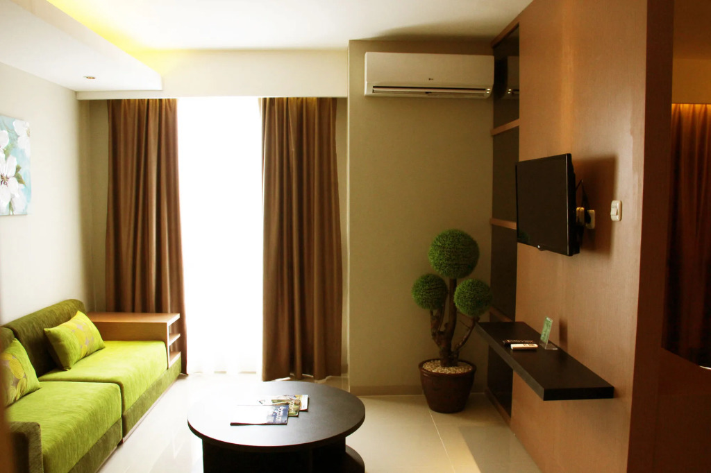 Loji Hotel