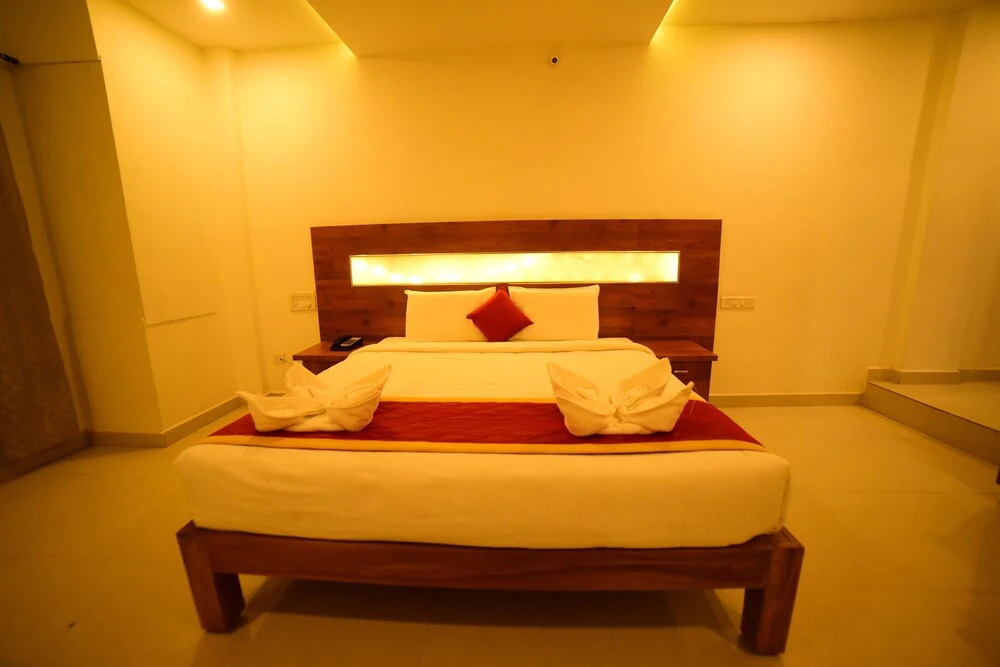 Castle Continental Premium Hotel