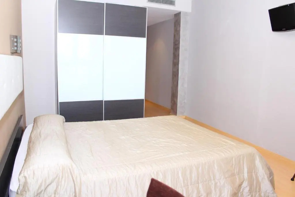 Hotel Ciutat dAmposta