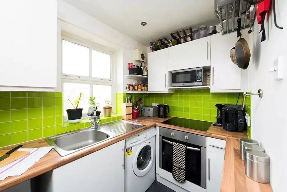 Modern Bright Flat on Victoria Park