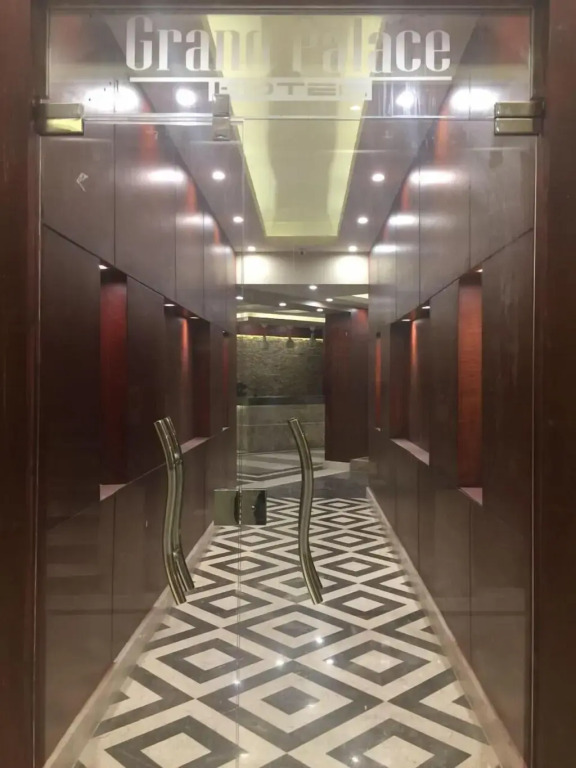 Grand Palace Hotel