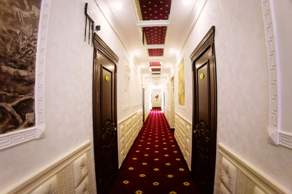 Grand Hotel