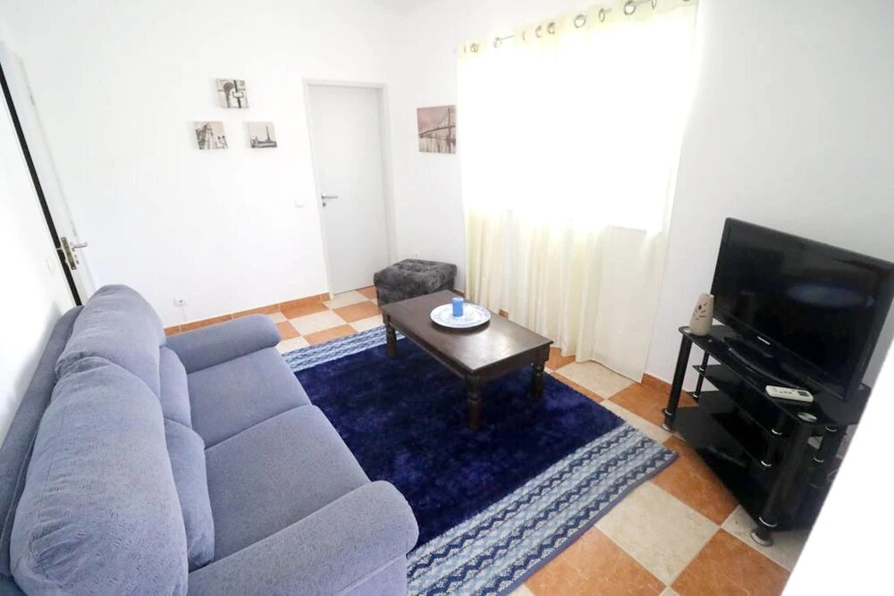 Villa With 5 Bedrooms in Estômbar, With Wonderful City View, Private Pool, Enclosed Garden - 6 km From the Beach