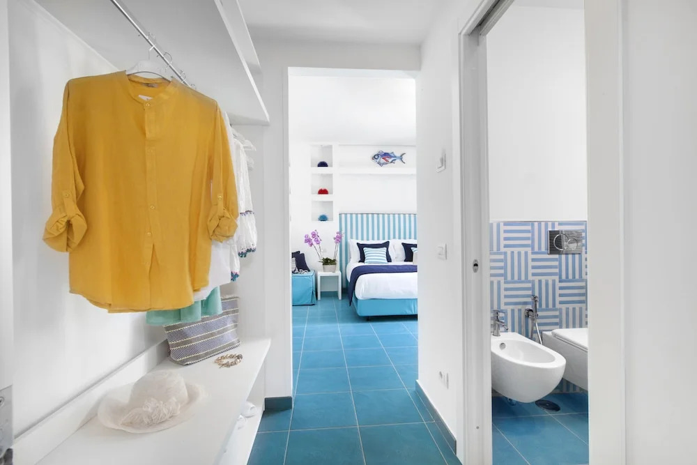 YourHome - Sersale Suites
