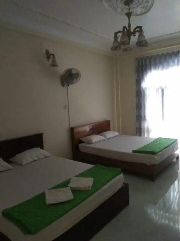 Happy Hotel Binh Chanh