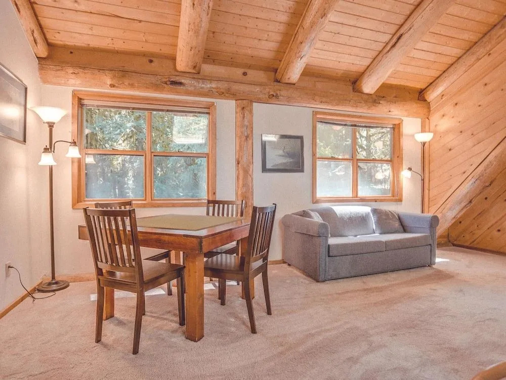 Bear Den Log Cabin