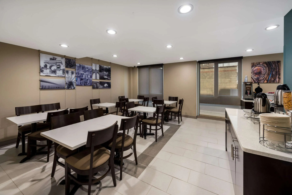 Sleep Inn Brooklyn - Sheepshead Bay