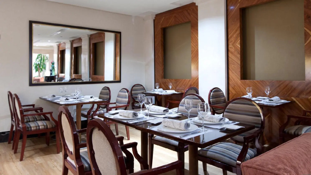 Hotel Andalucía Center