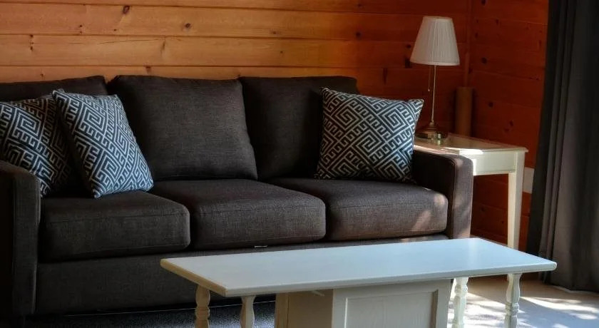 Lakair Lodge