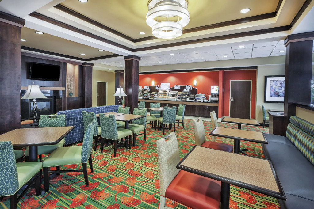 Holiday Inn Express & Suites Dayton South - I-675 by IHG