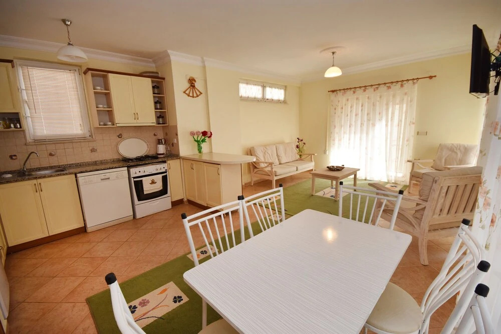 OVA7900 Villa Nail 2 Bedrooms