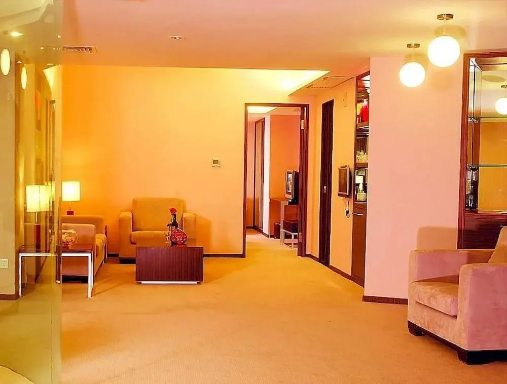 King's Palace Hotel